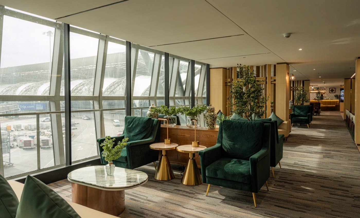 The Coral Cosmo / Cocoon Lounge International (BKK) - Image 4